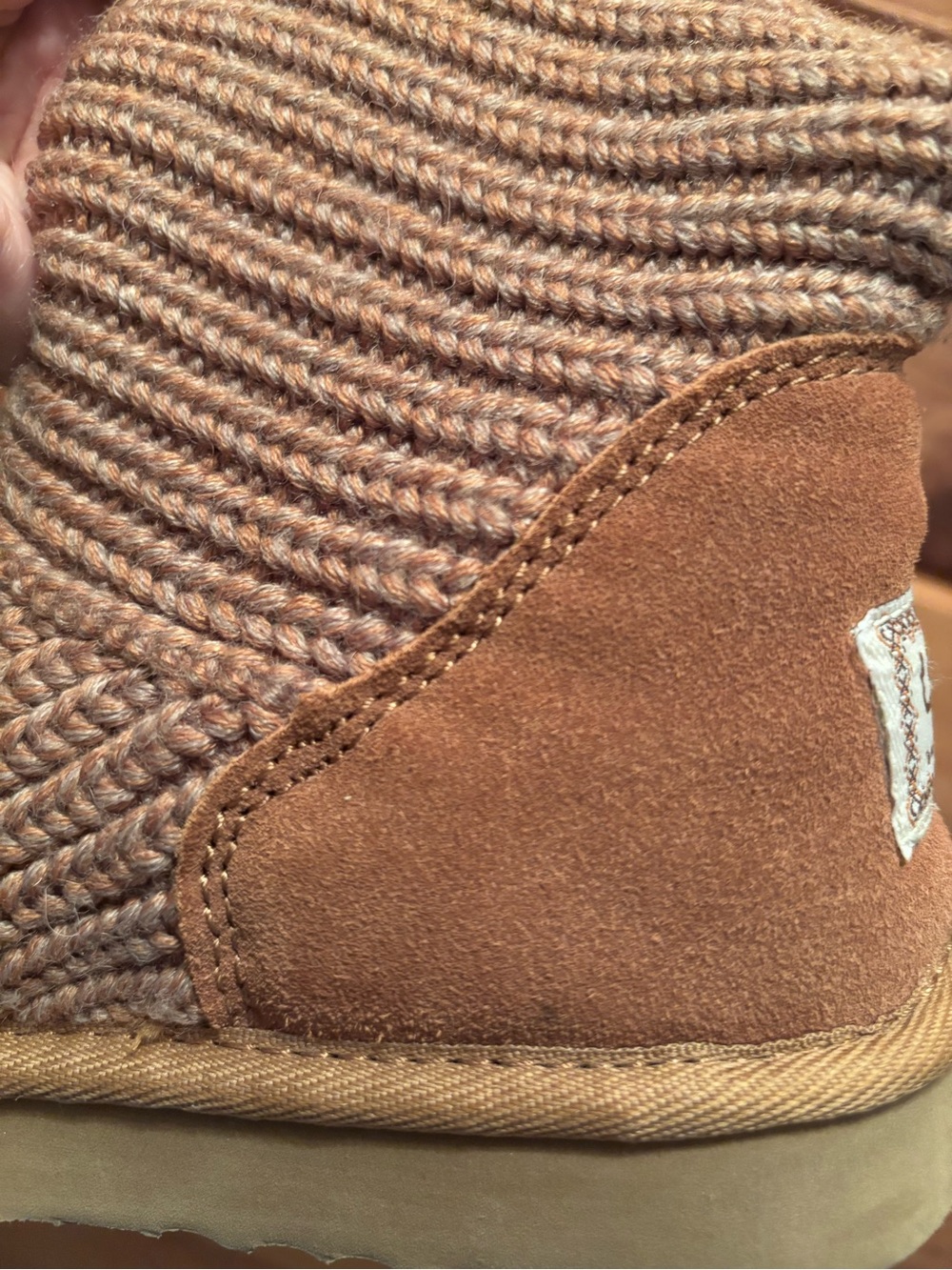 UGG Knit Booties Women’s Sz 8 Brown Sheepskin Like New - Picture 6 of 7